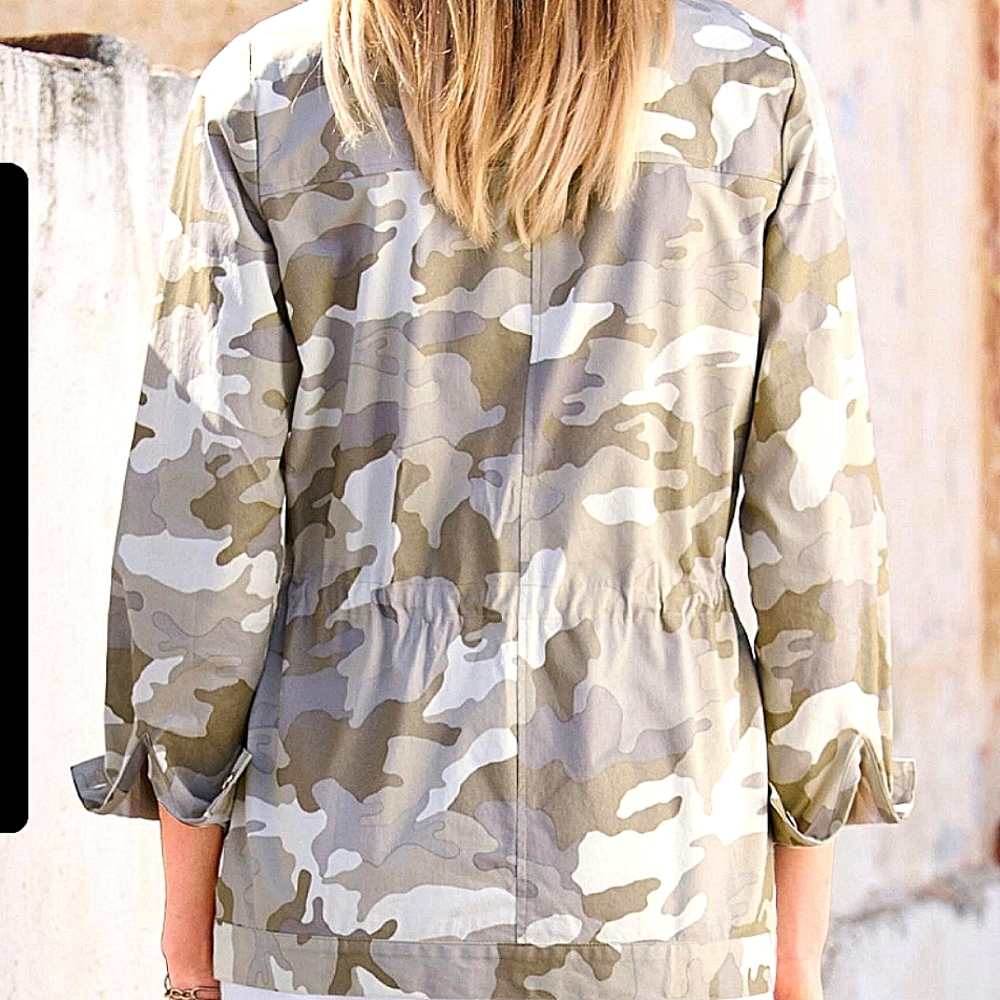 Boston Proper Metallic Camo Studded Utility Jacket Fall Gift Party Spring Travel - Picture 3 of 10